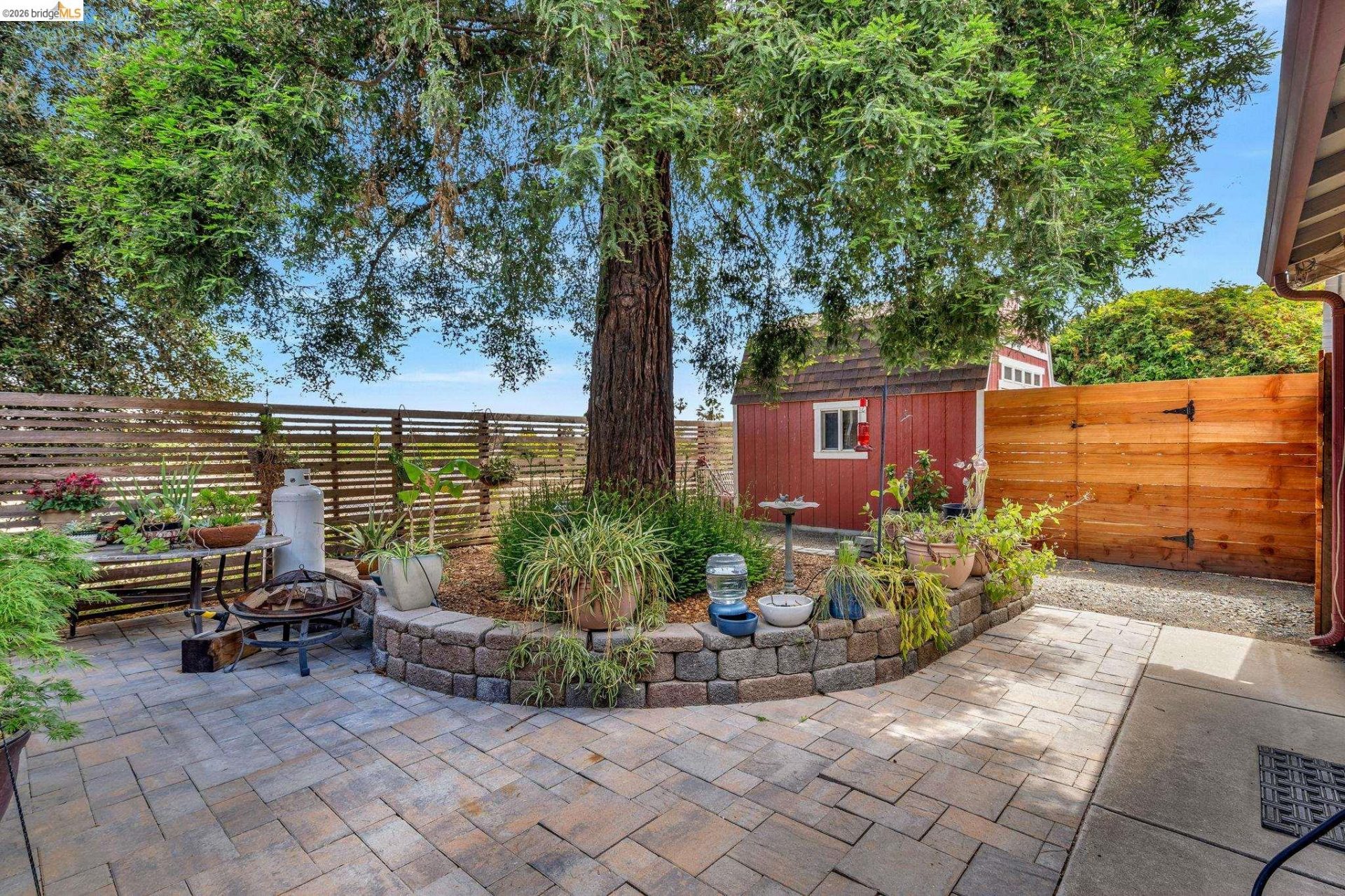 Property photo 44