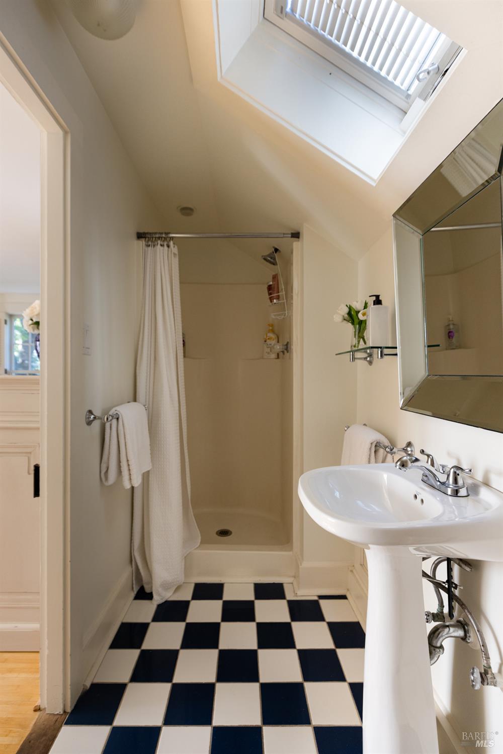 Property photo 28