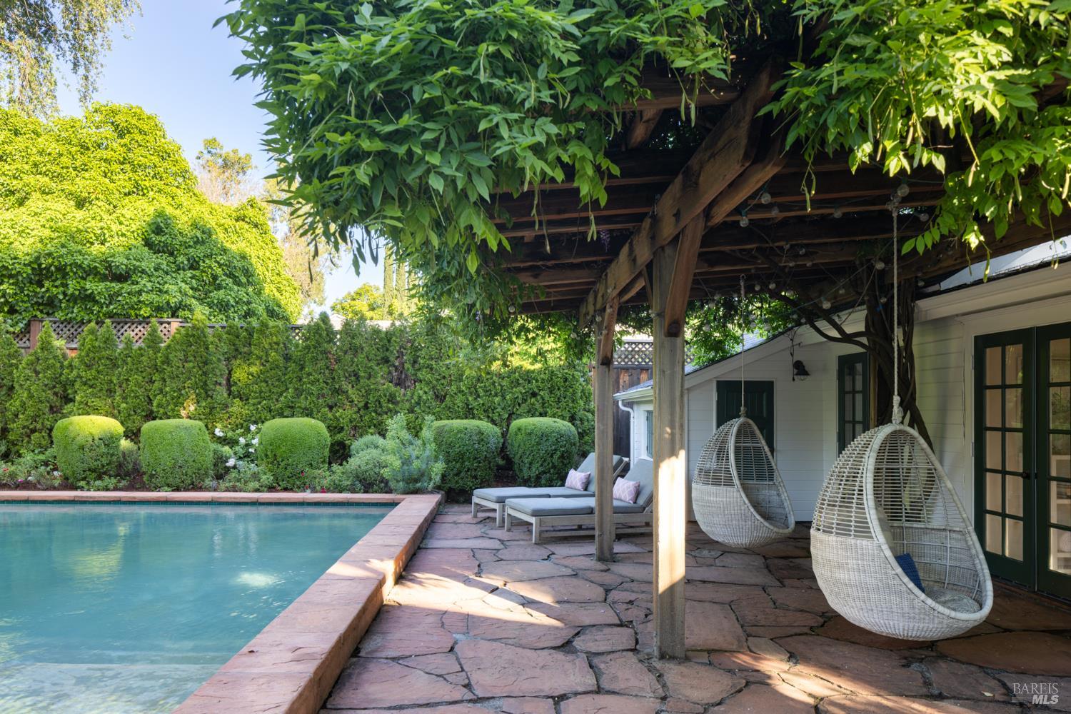 Property photo 37