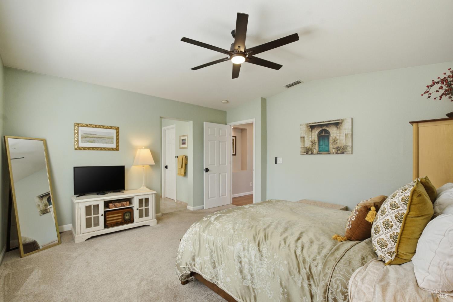 Property photo 37