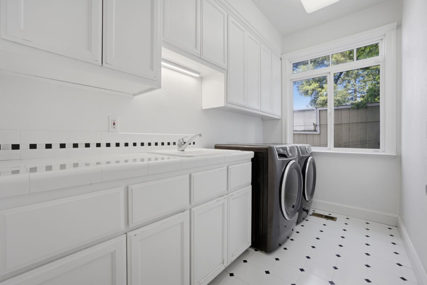 Property photo 51