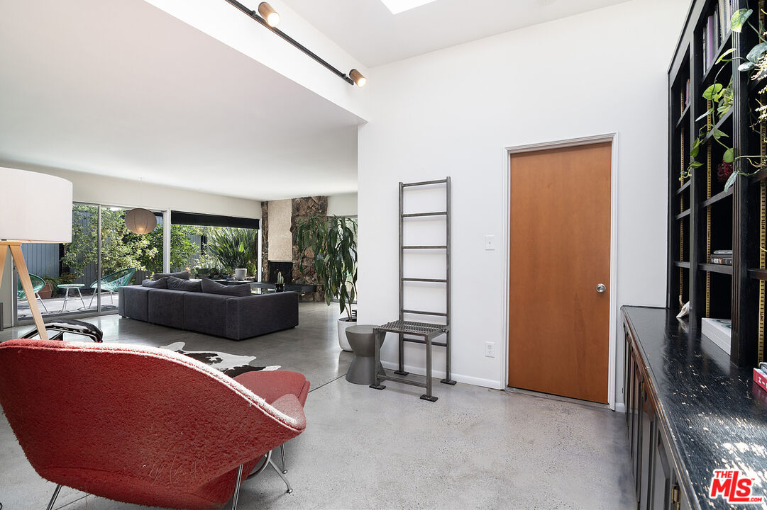 Property photo 23
