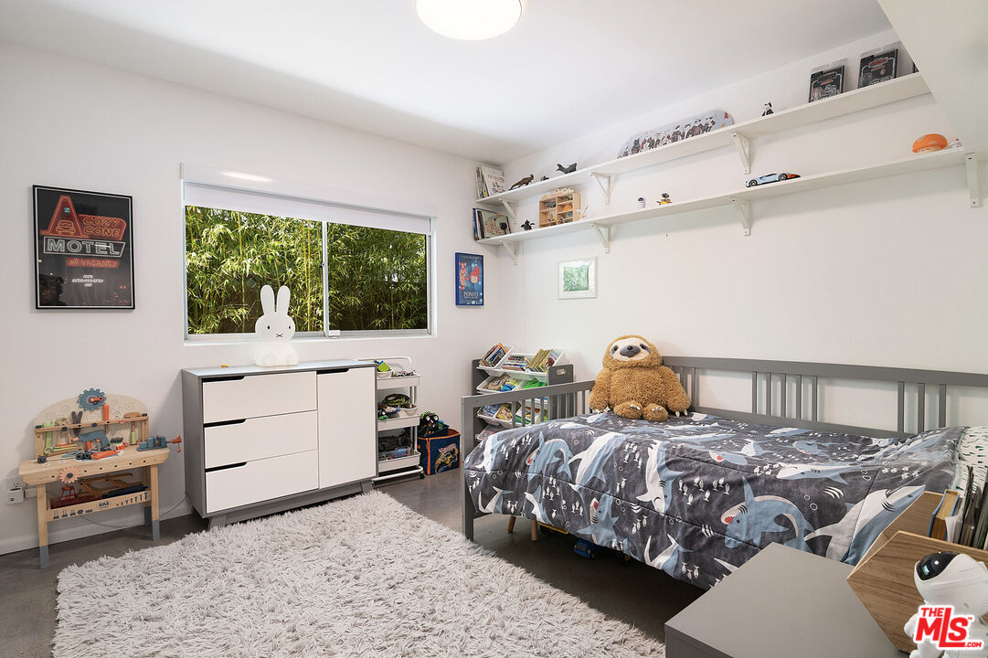 Property photo 43