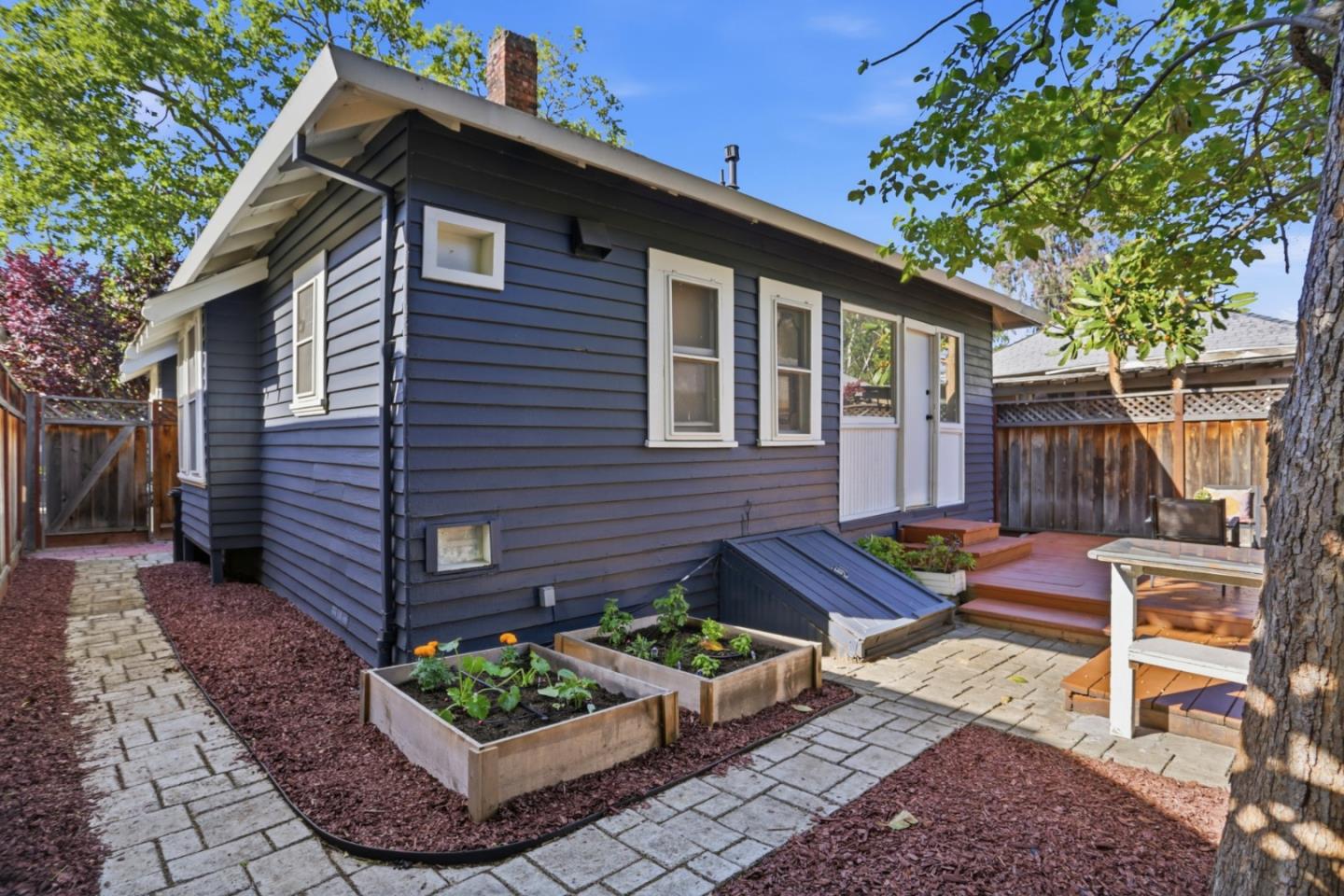 Property photo 40