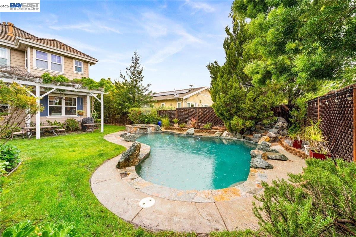 Property photo 25