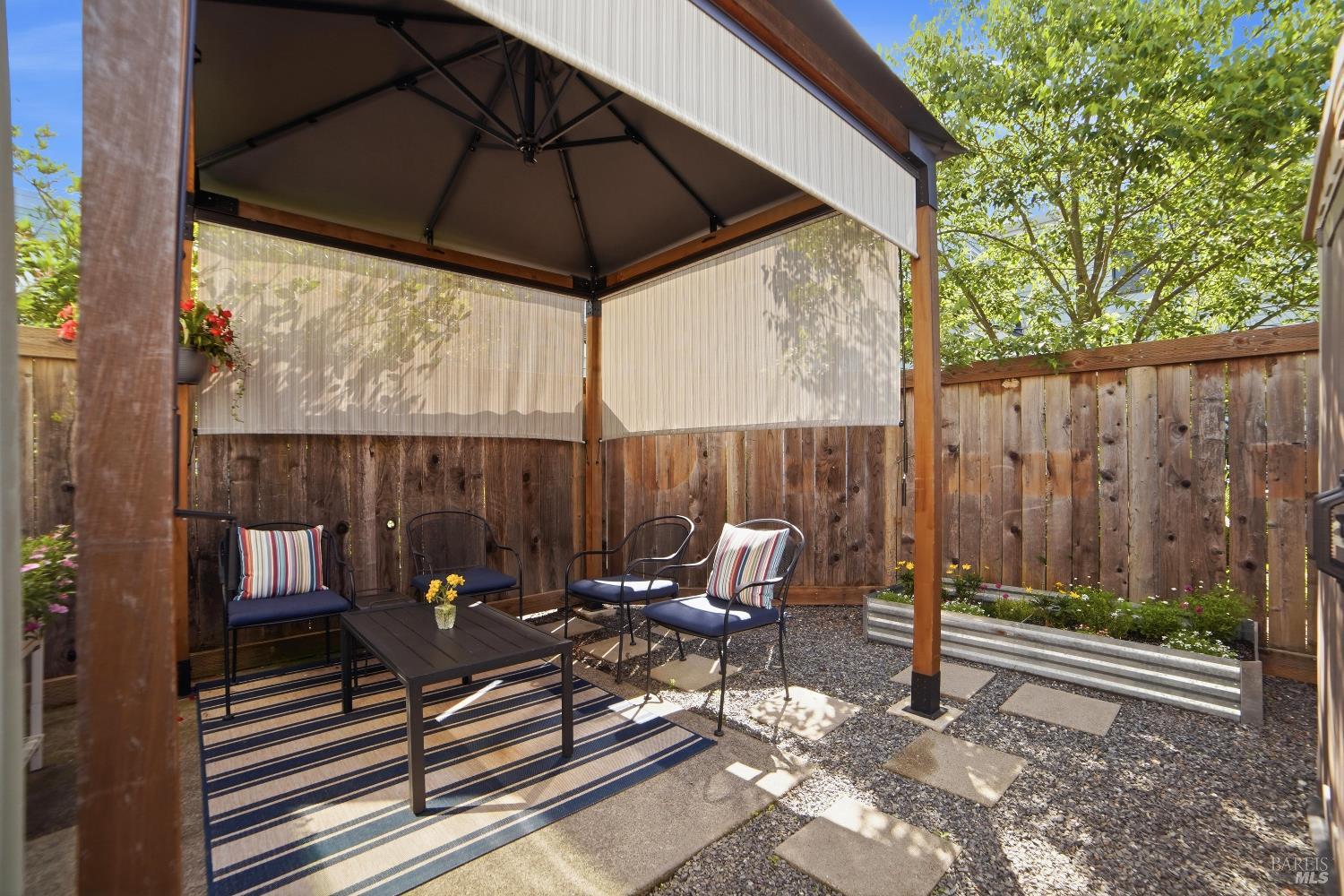Property photo 28
