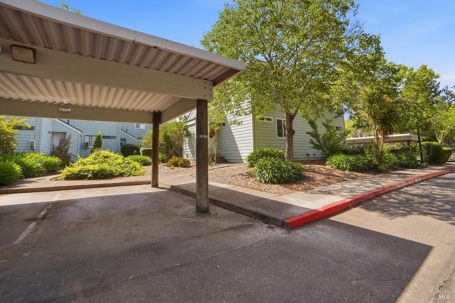 Property photo 31