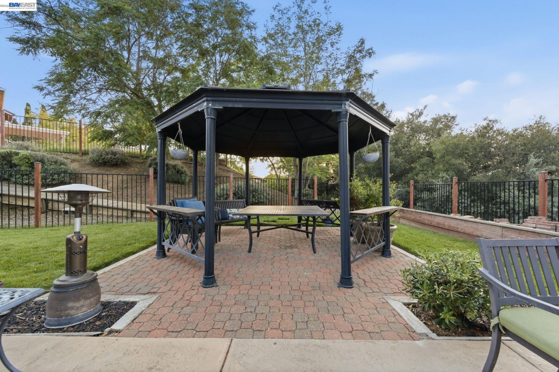Property photo 50