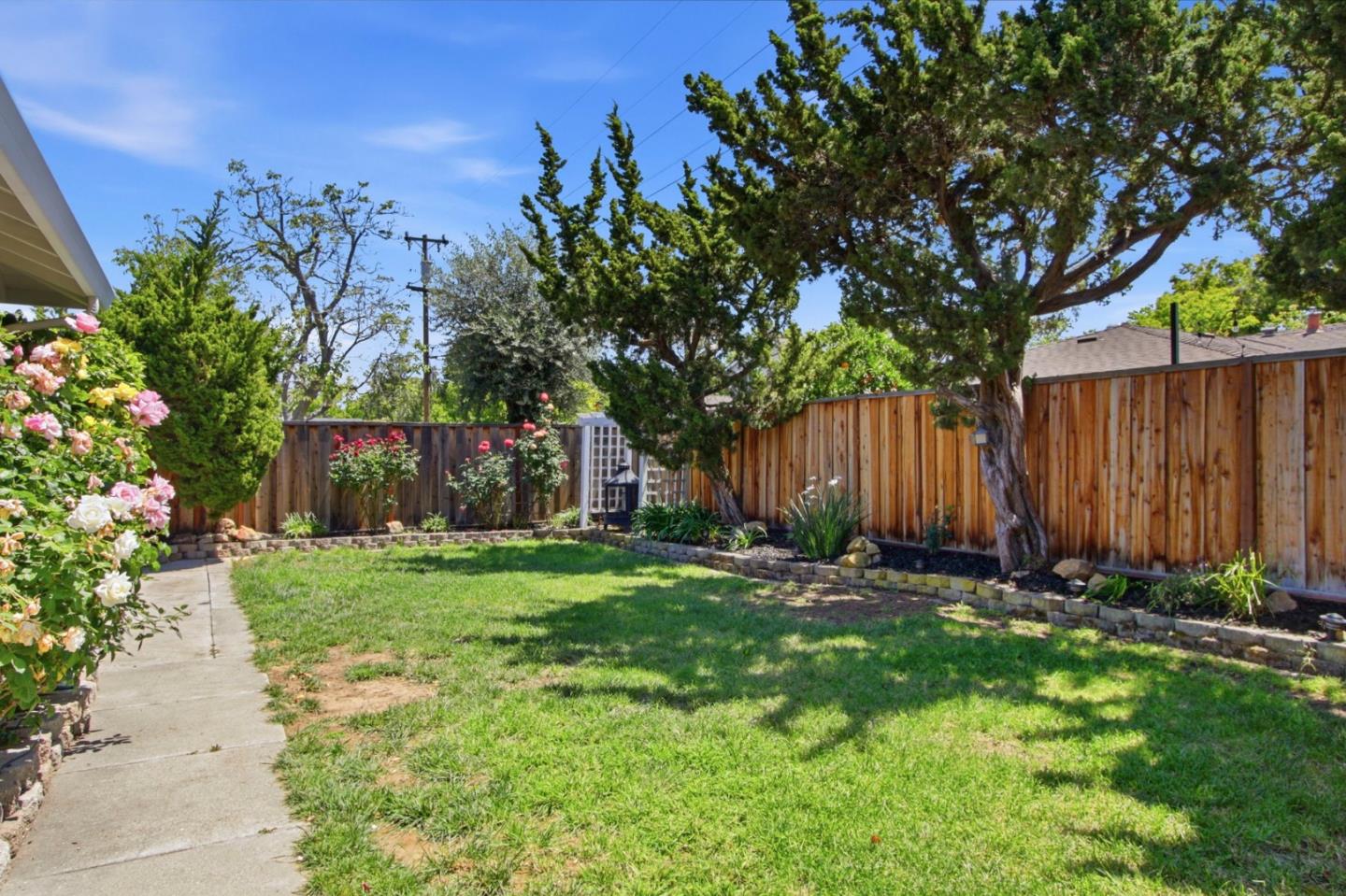 Property photo 44