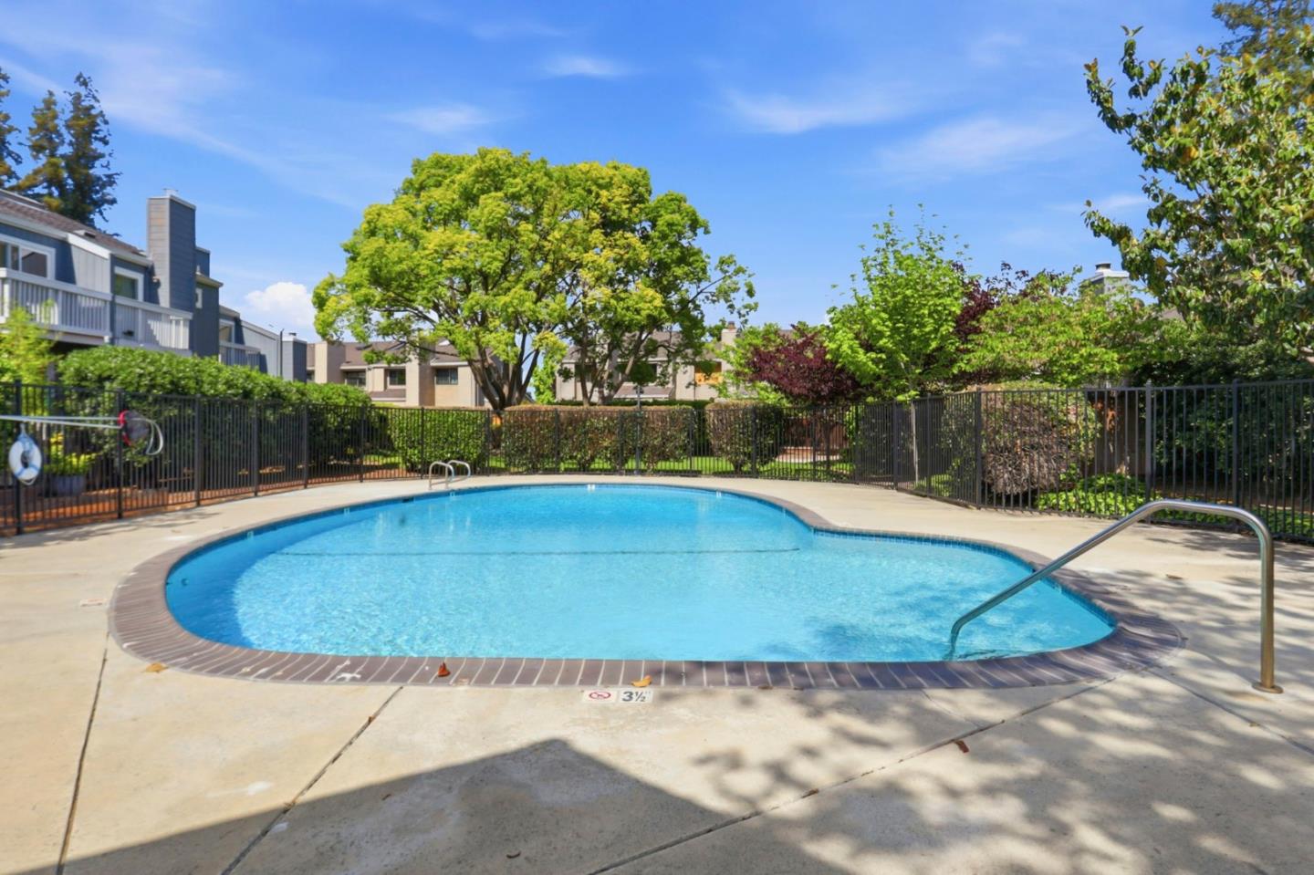Property photo 34