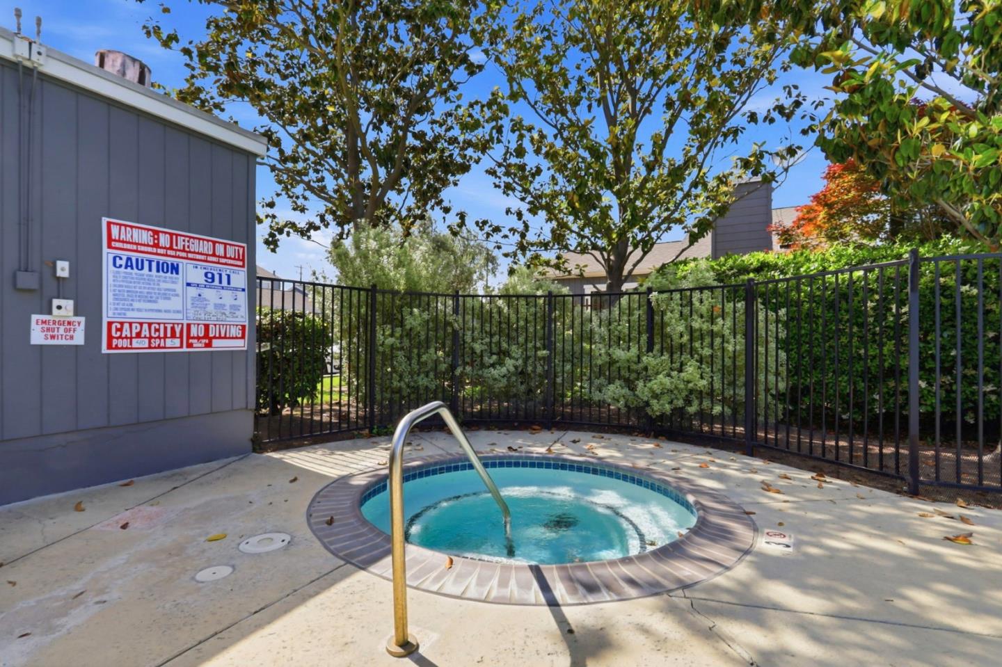 Property photo 35