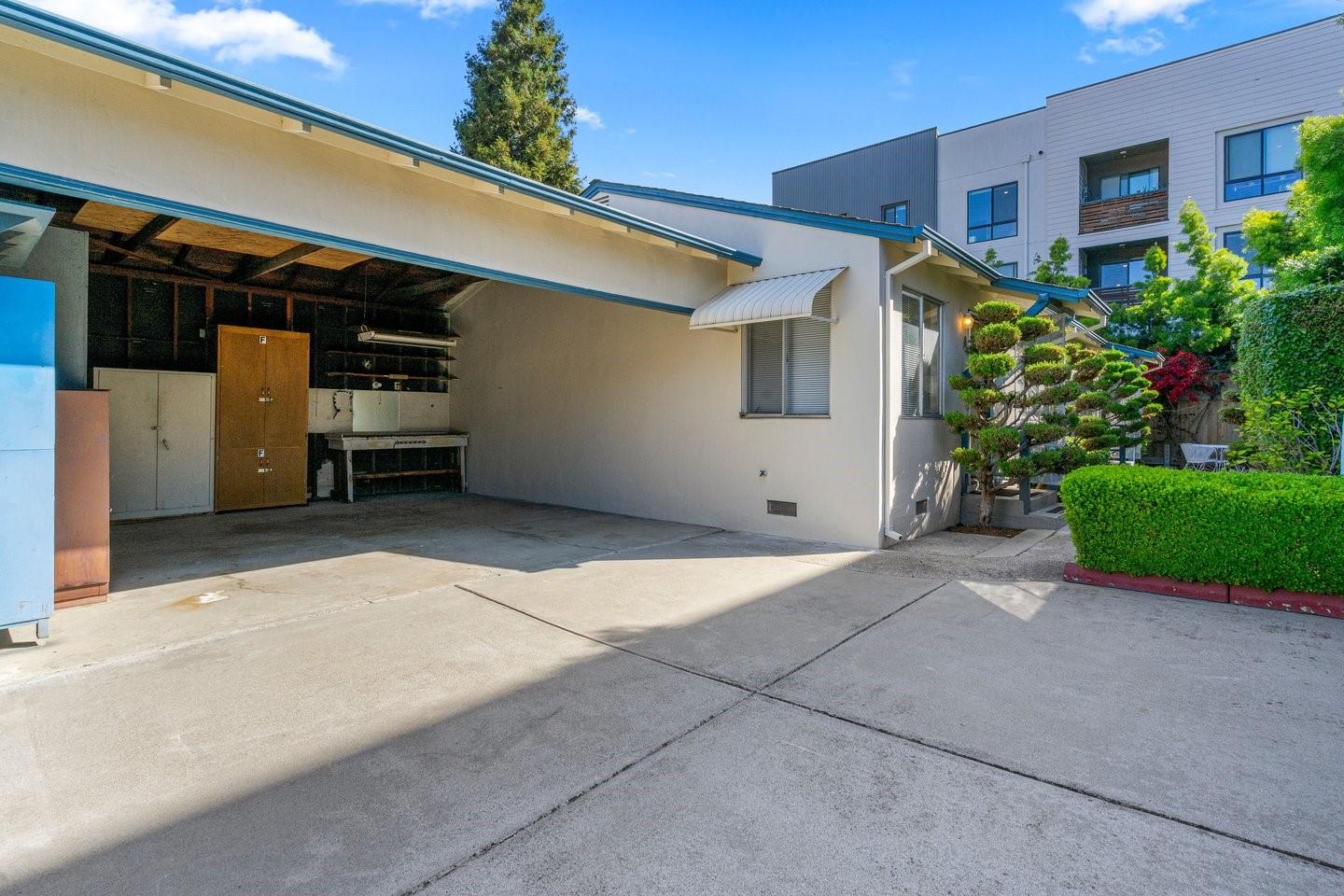 Property photo 33