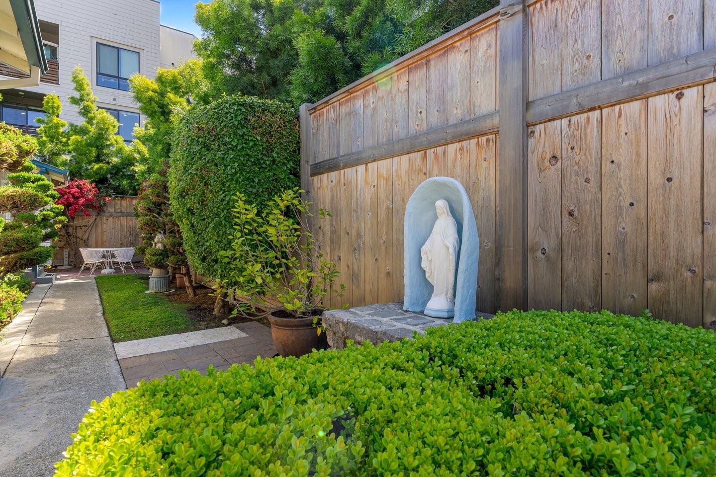 Property photo 36