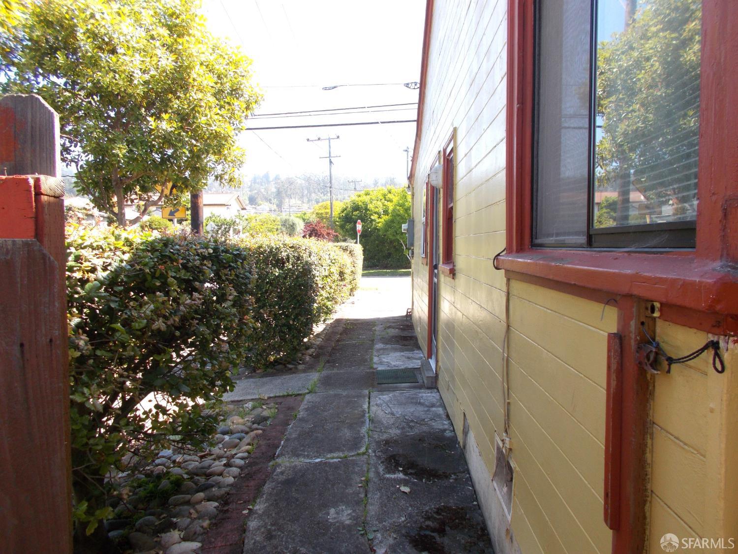 Property photo 35