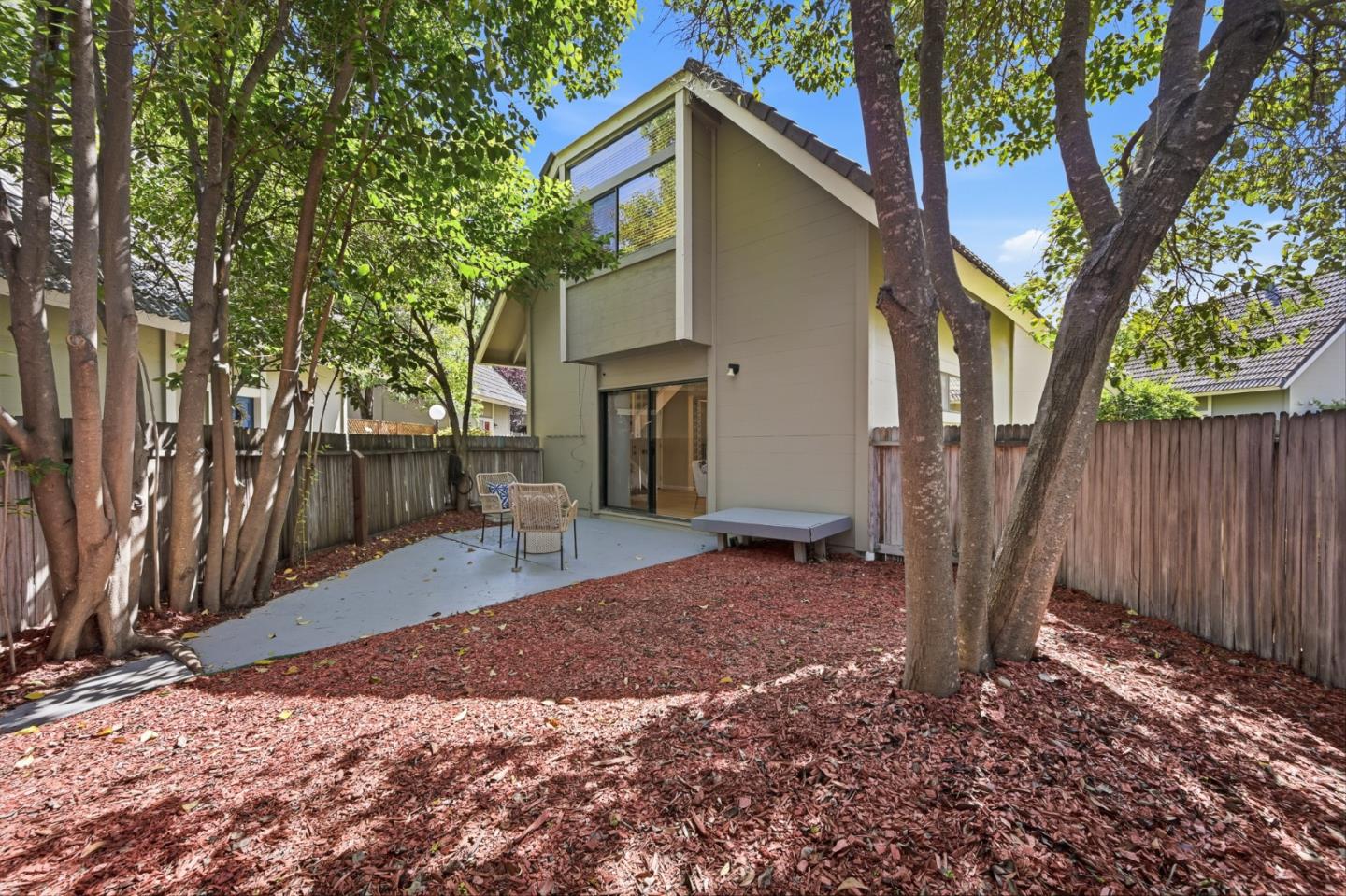 Property photo 37
