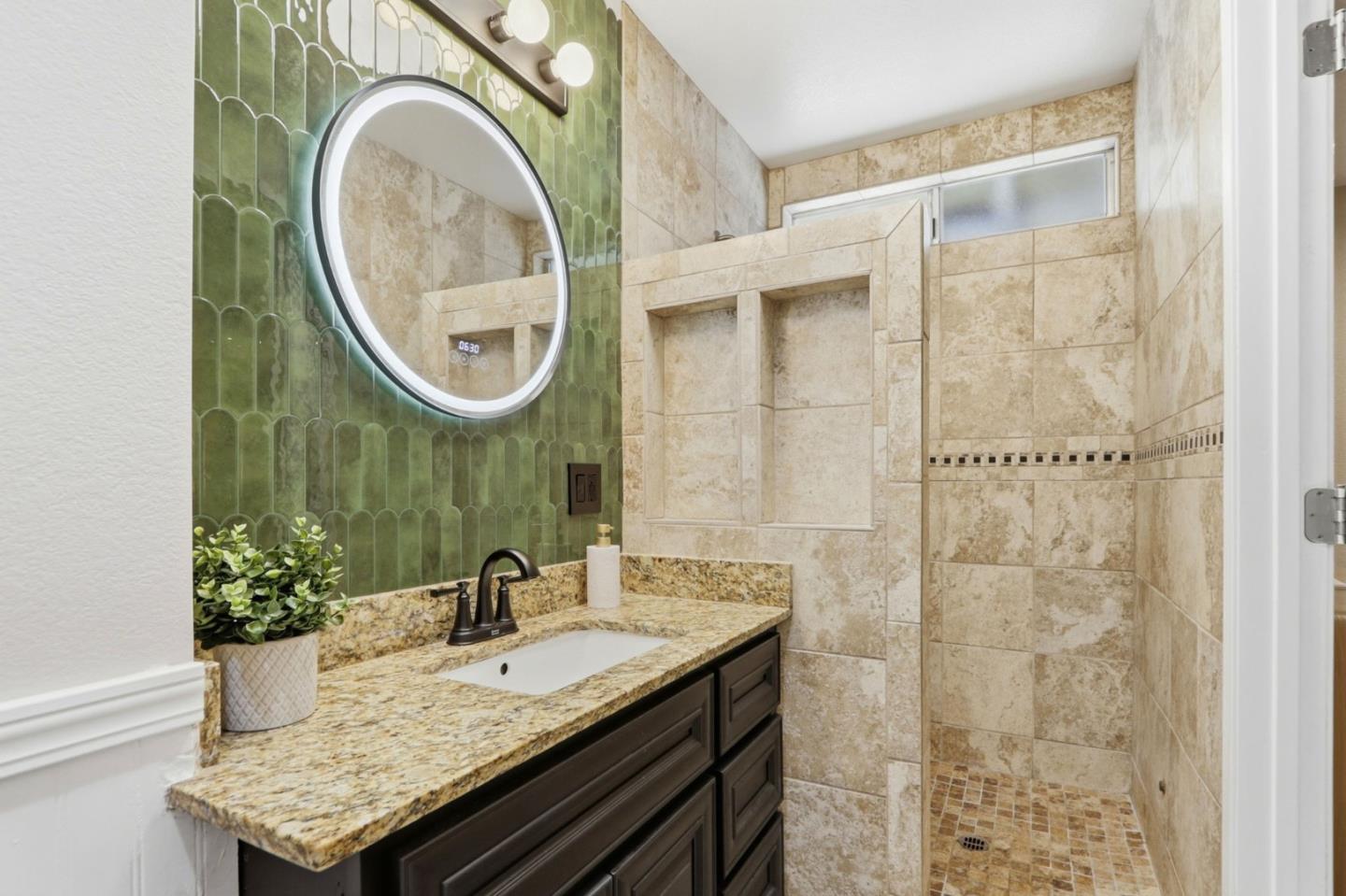 Property photo 42