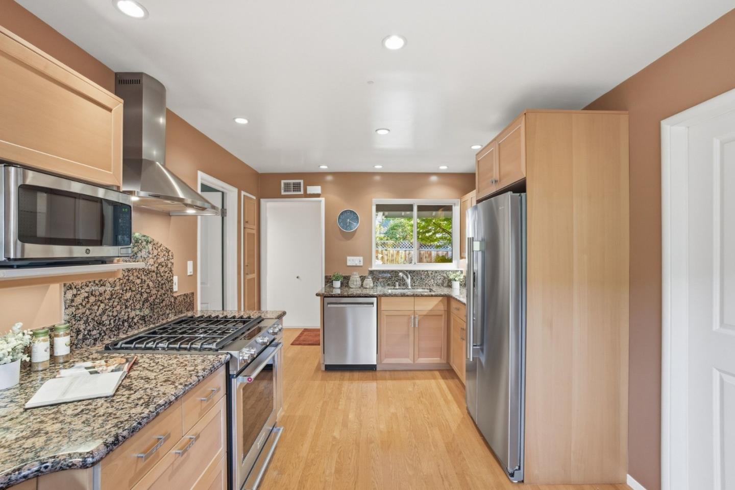 Property photo 42