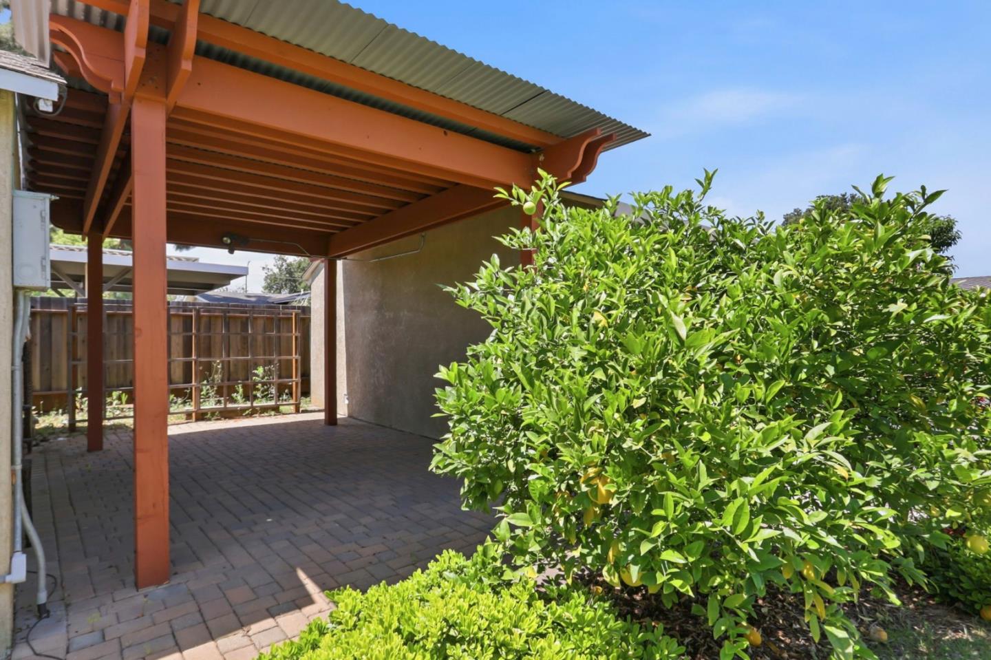 Property photo 44