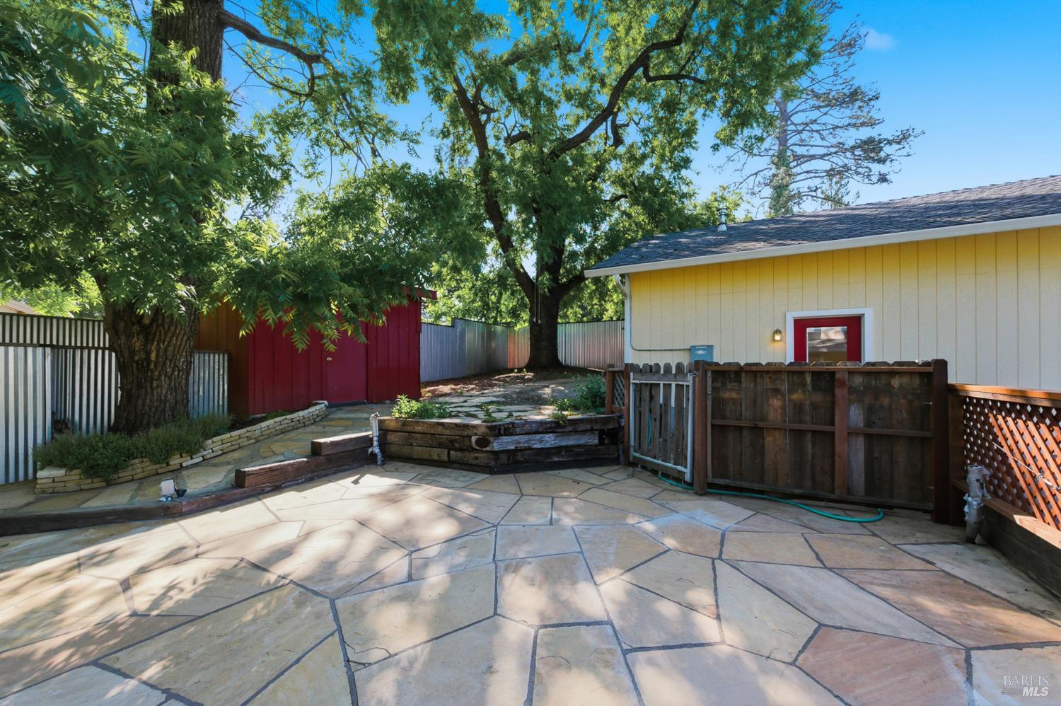 Property photo 44