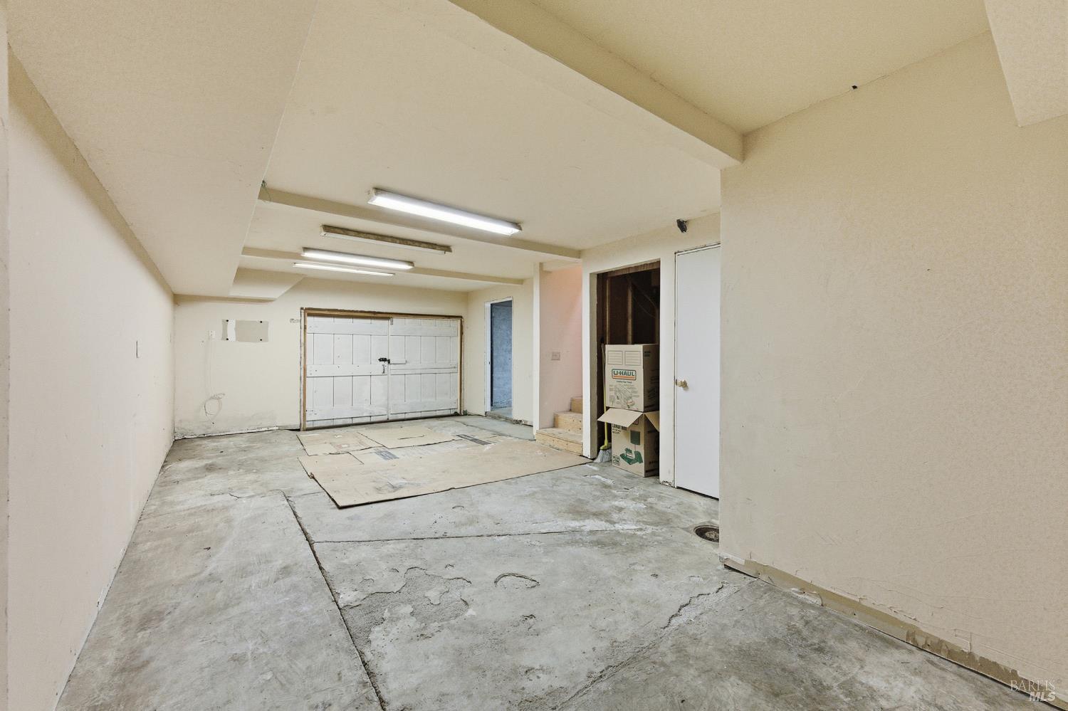 Property photo 50