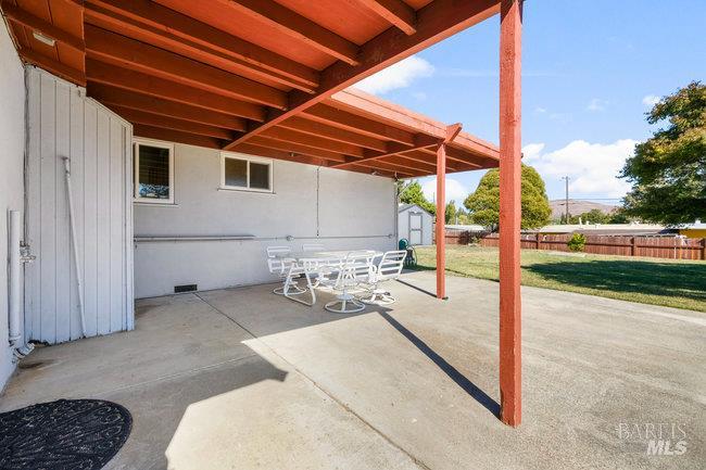 Property photo 32