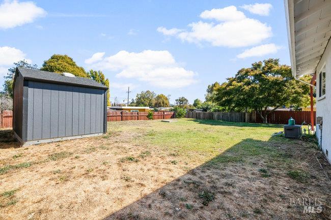 Property photo 38