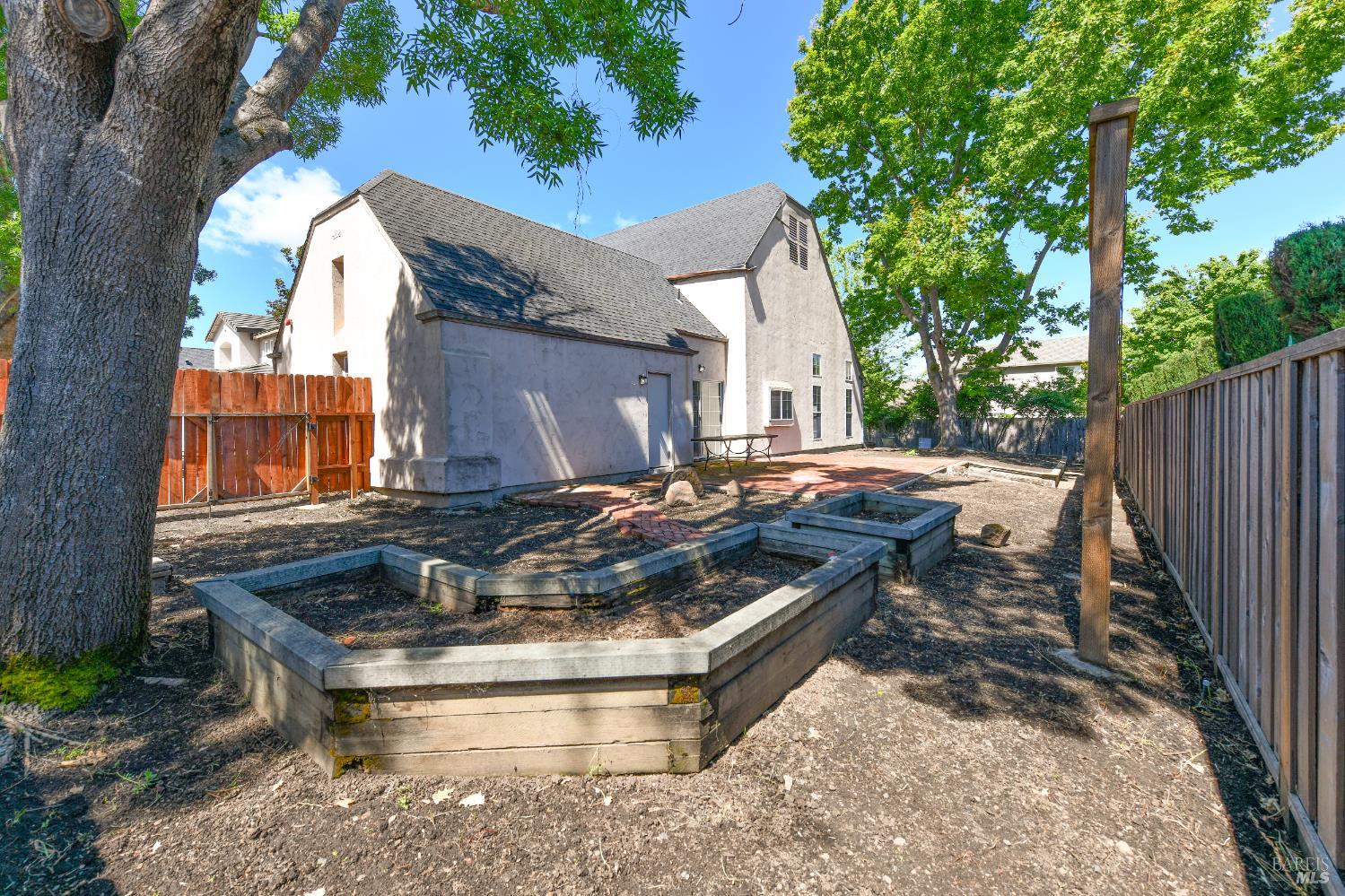 Property photo 41