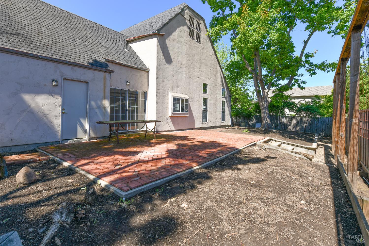 Property photo 43