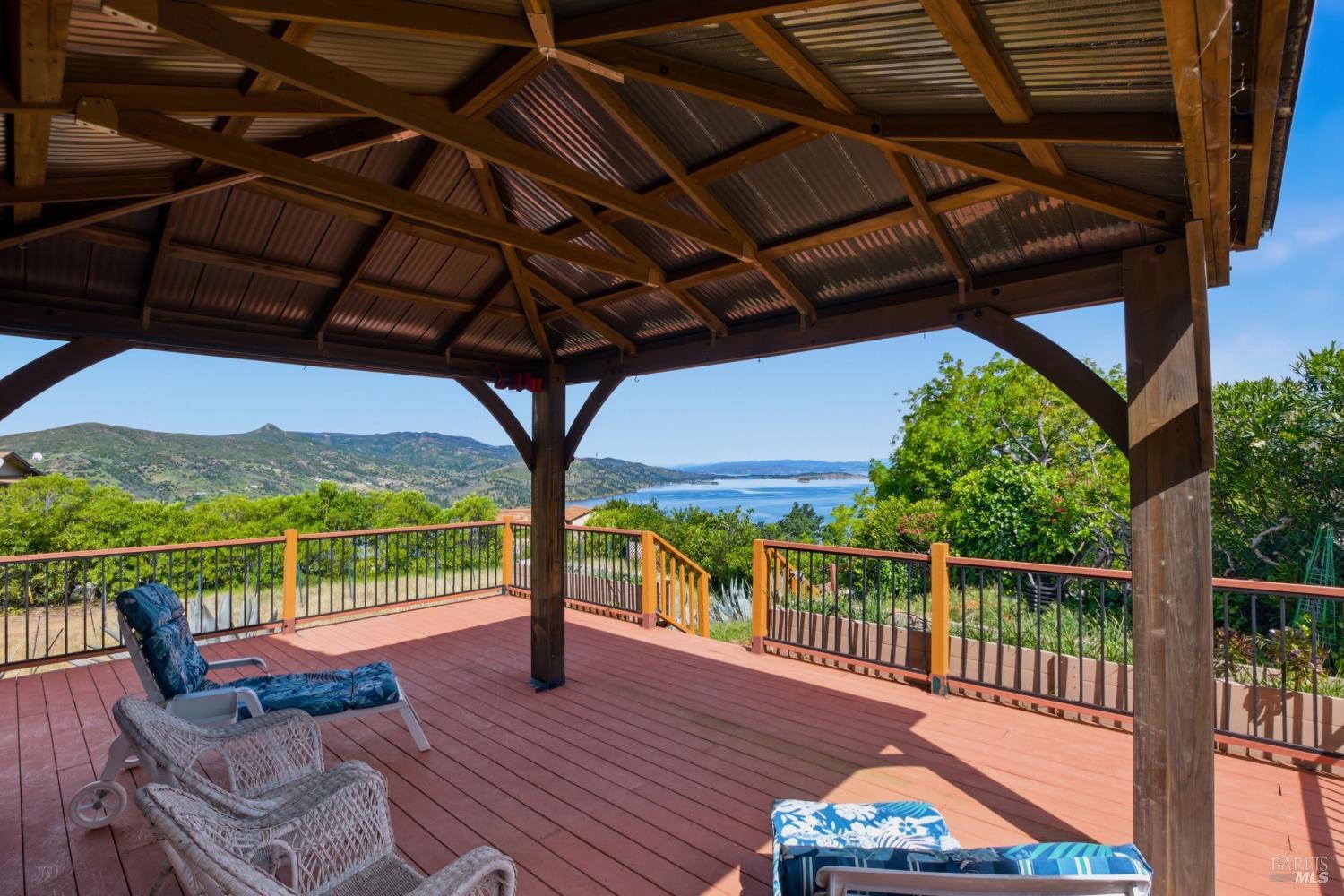 Property photo 38