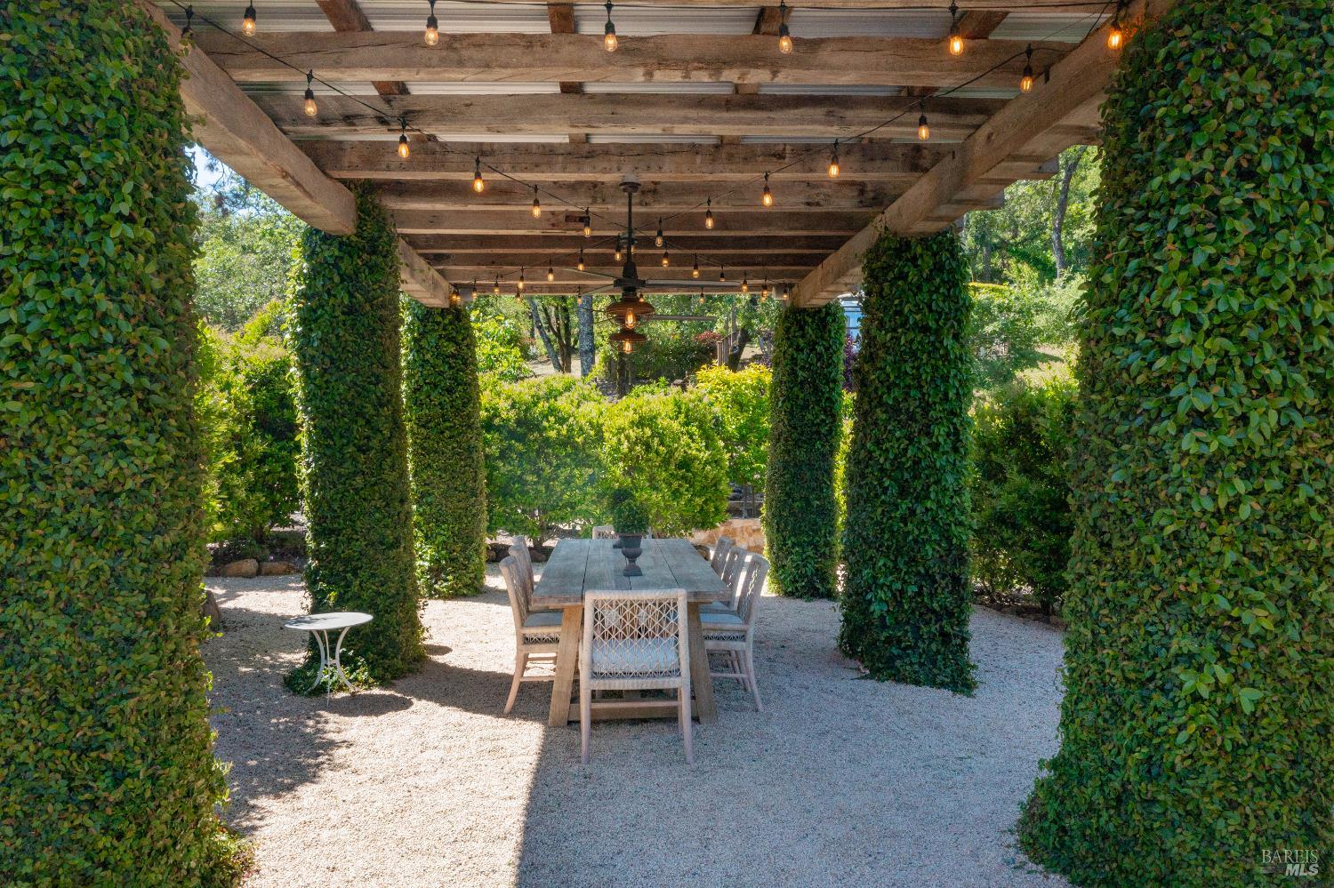 Property photo 43