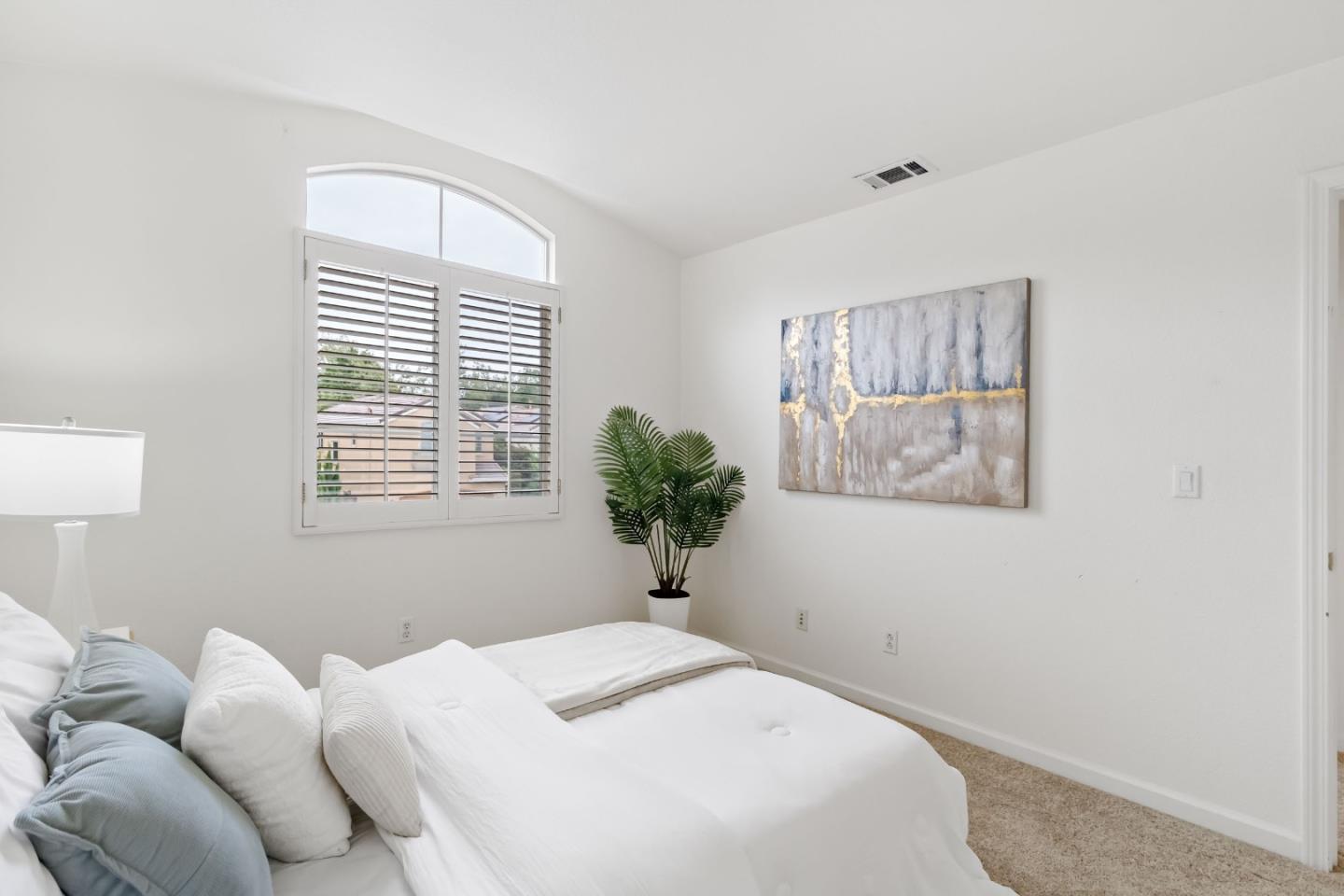 Property photo 50