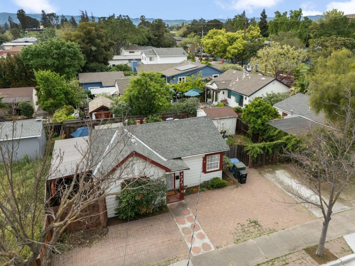 Property photo 38