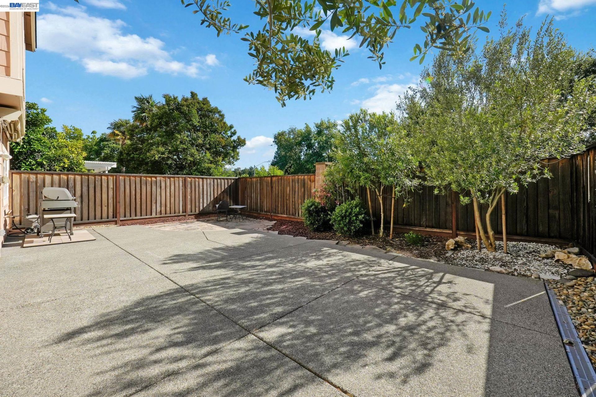 Property photo 35