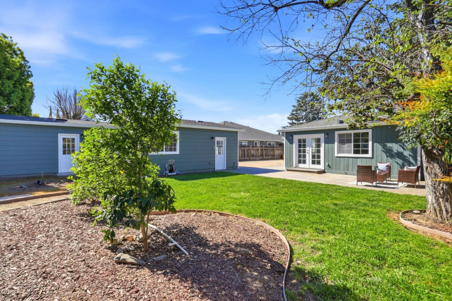 Property photo 44