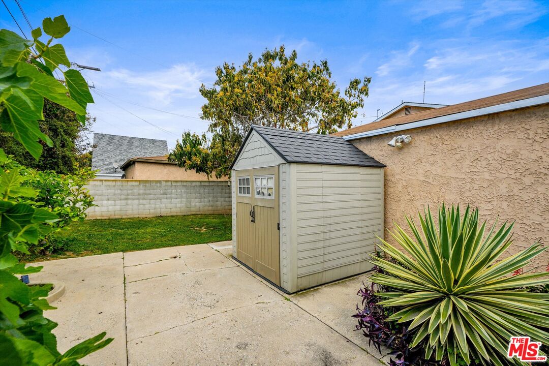 Property photo 32
