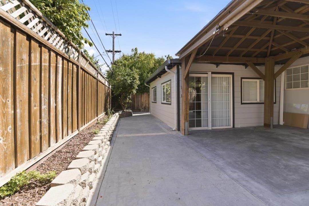 Property photo 37