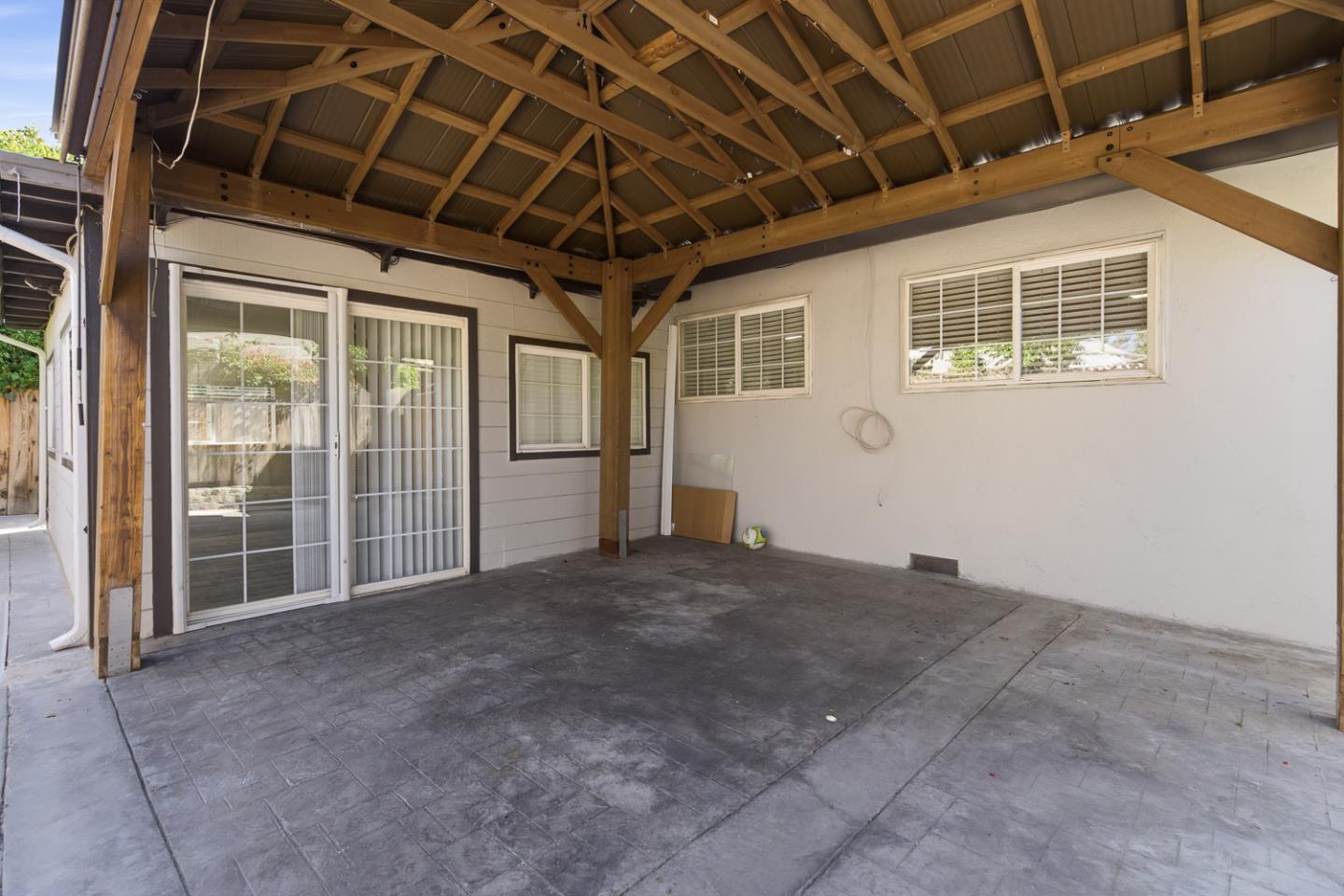Property photo 38