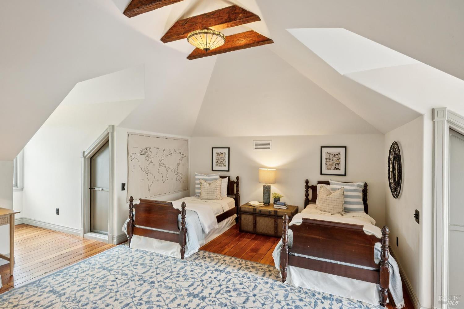 Property photo 44