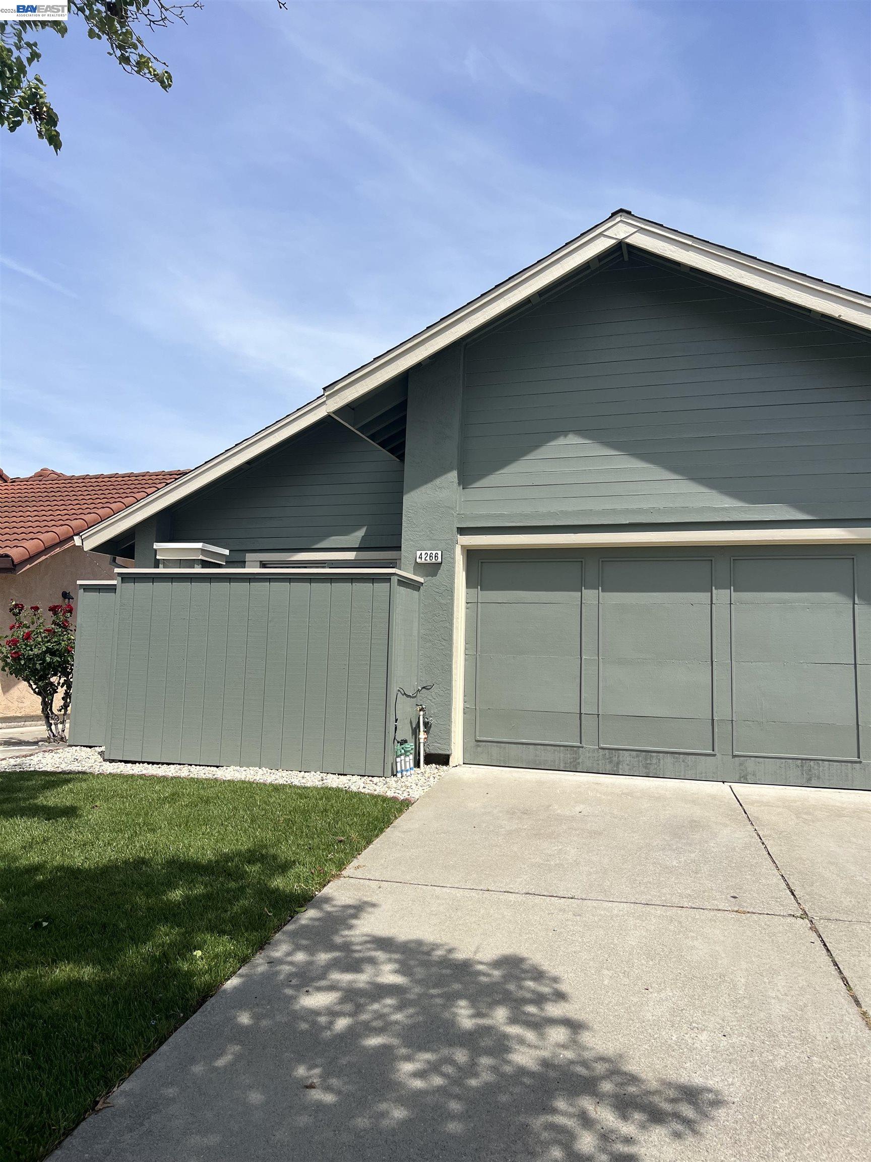 Property photo 33