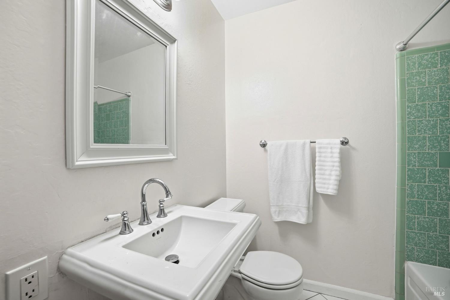 Property photo 32