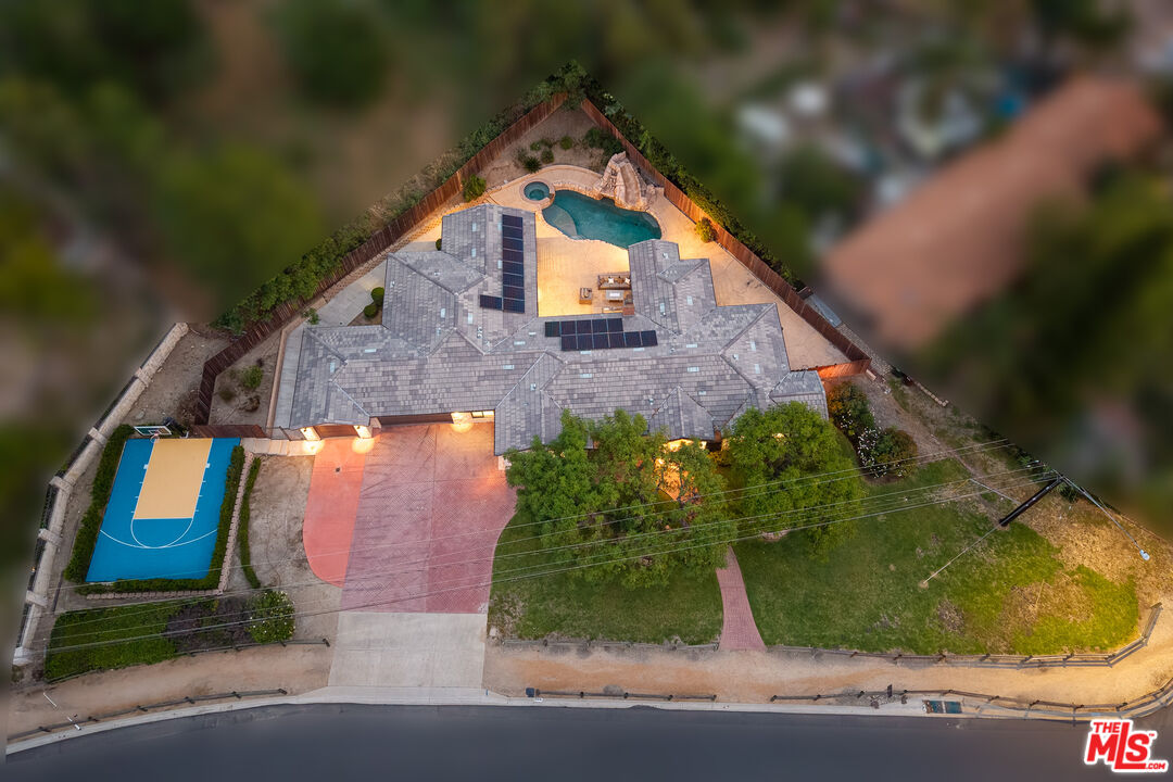Property photo 43