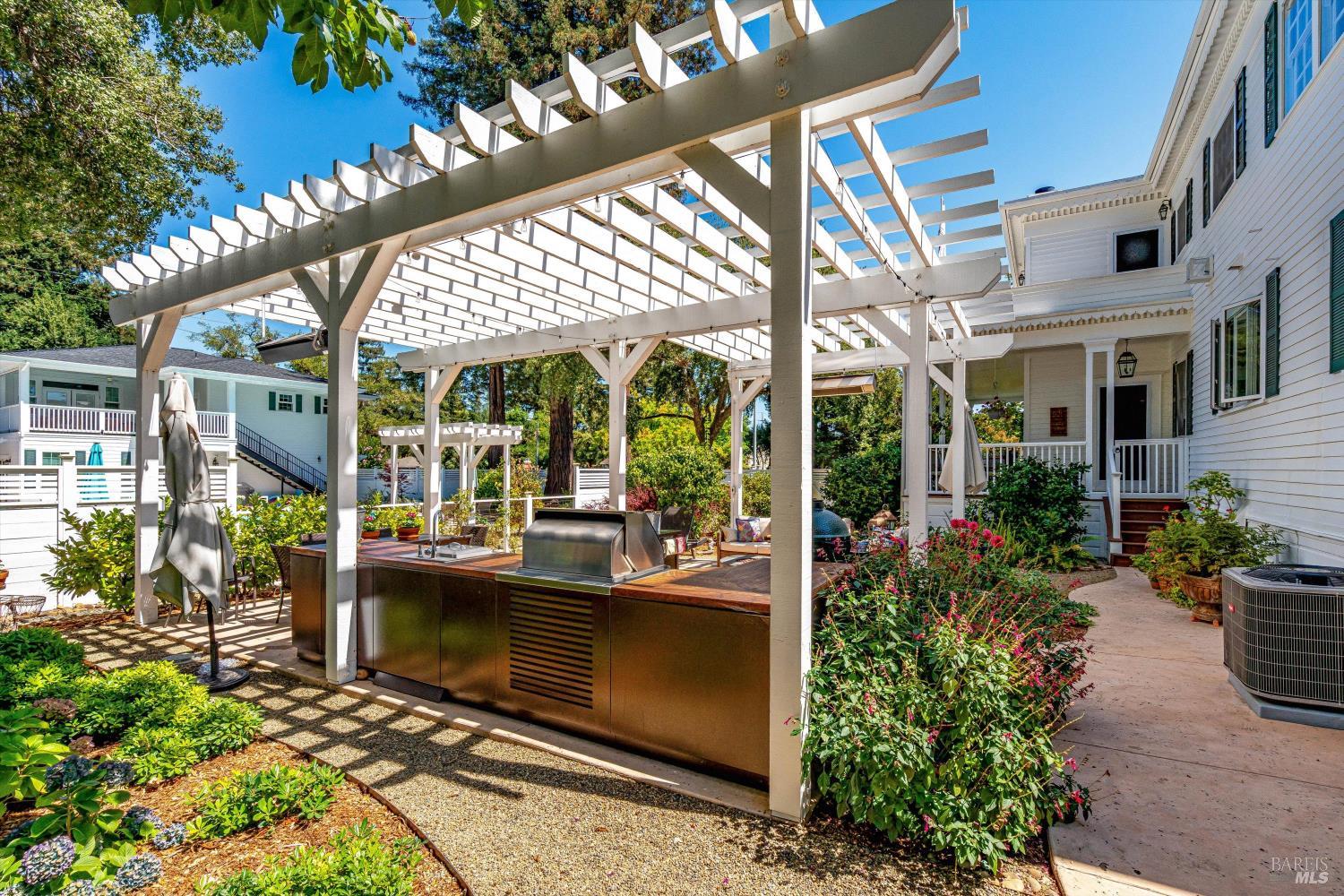Property photo 37