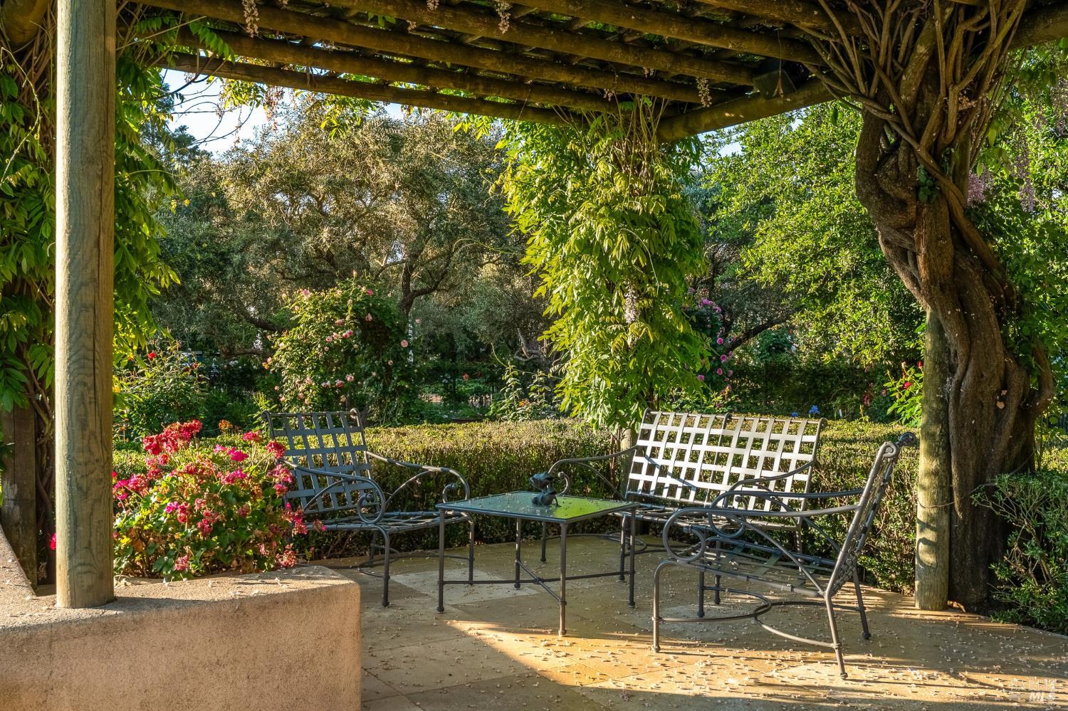 Property photo 23
