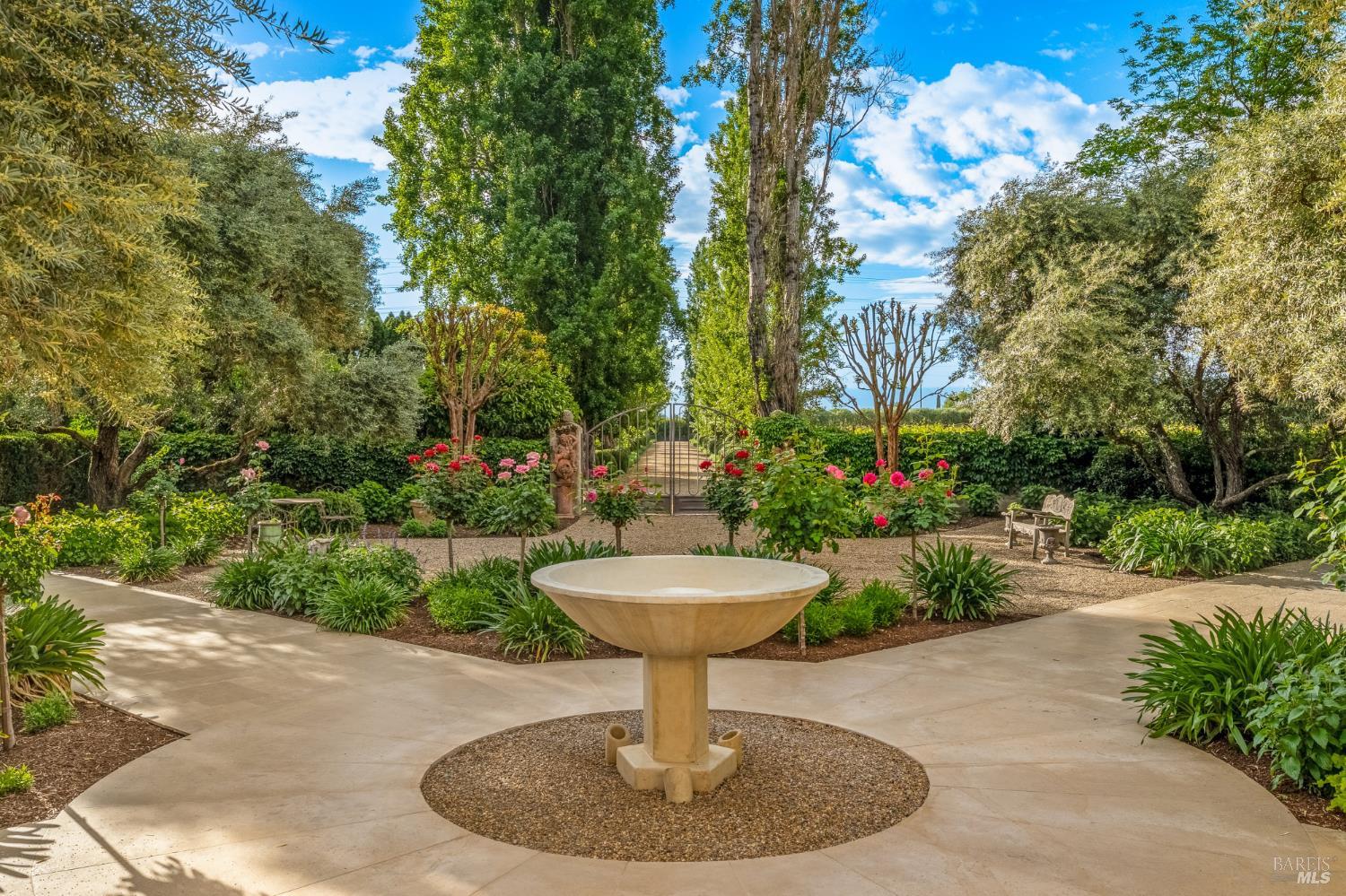 Property photo 36