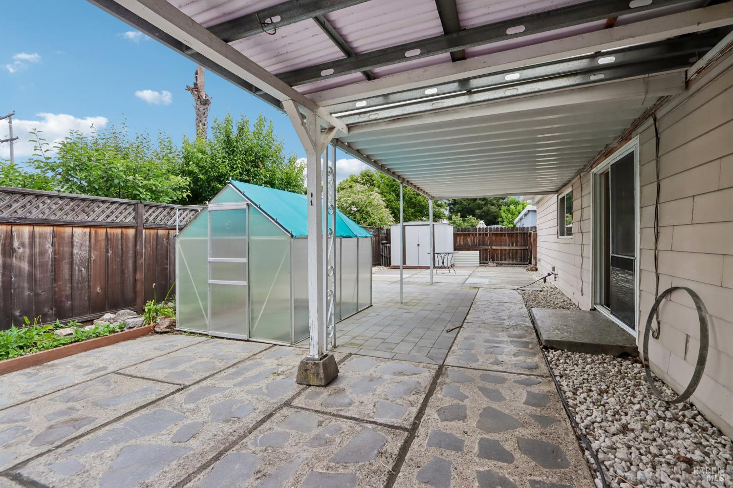 Property photo 36