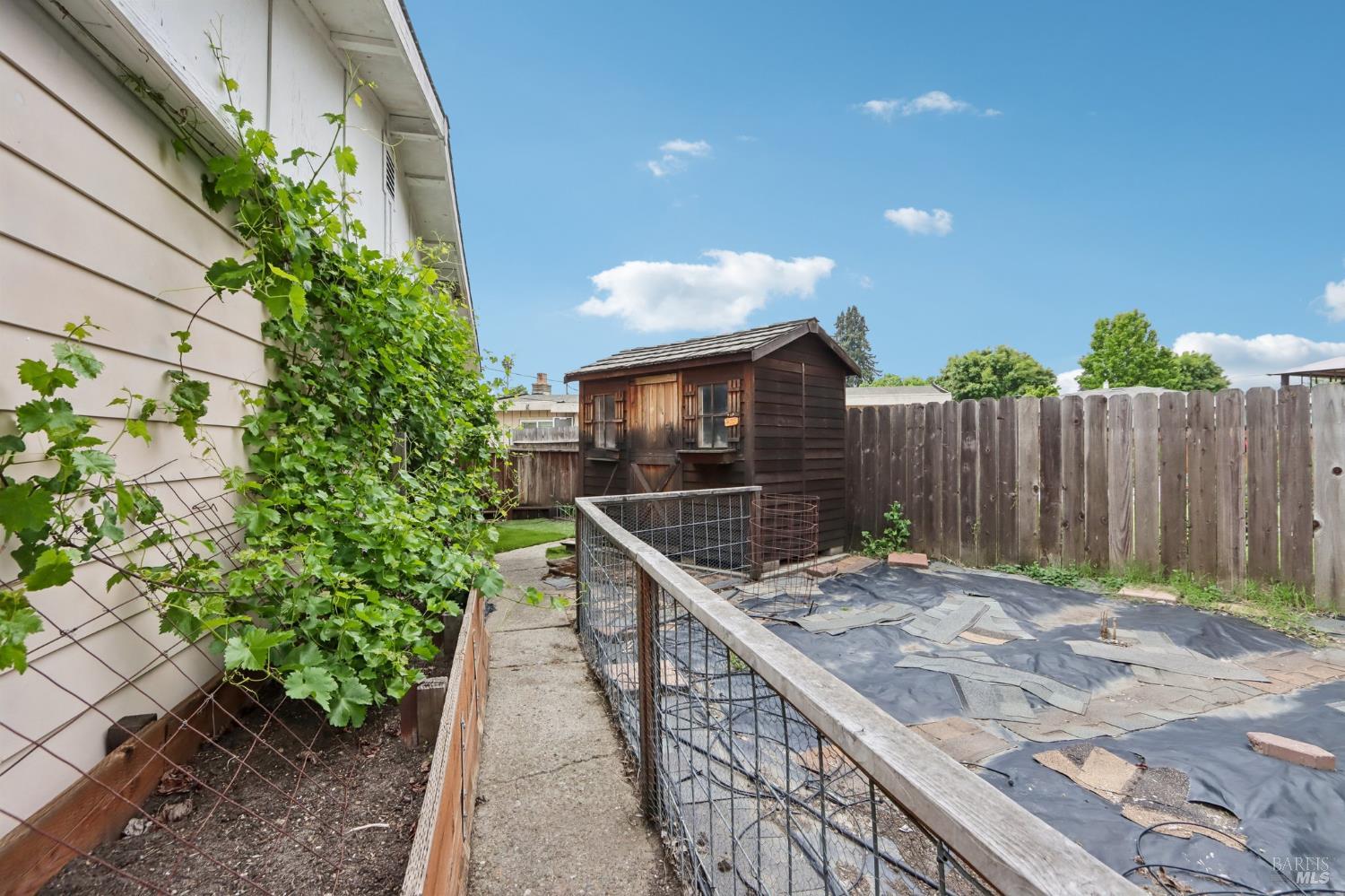 Property photo 38