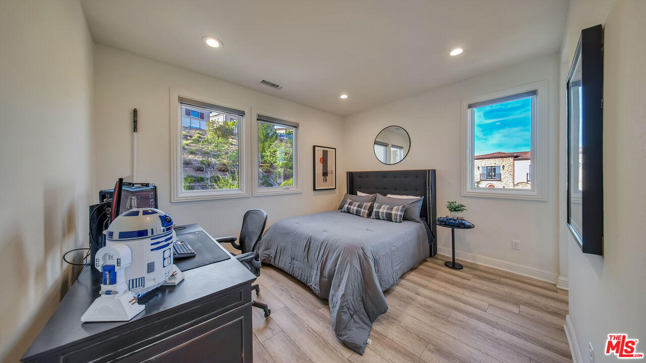 Property photo 45