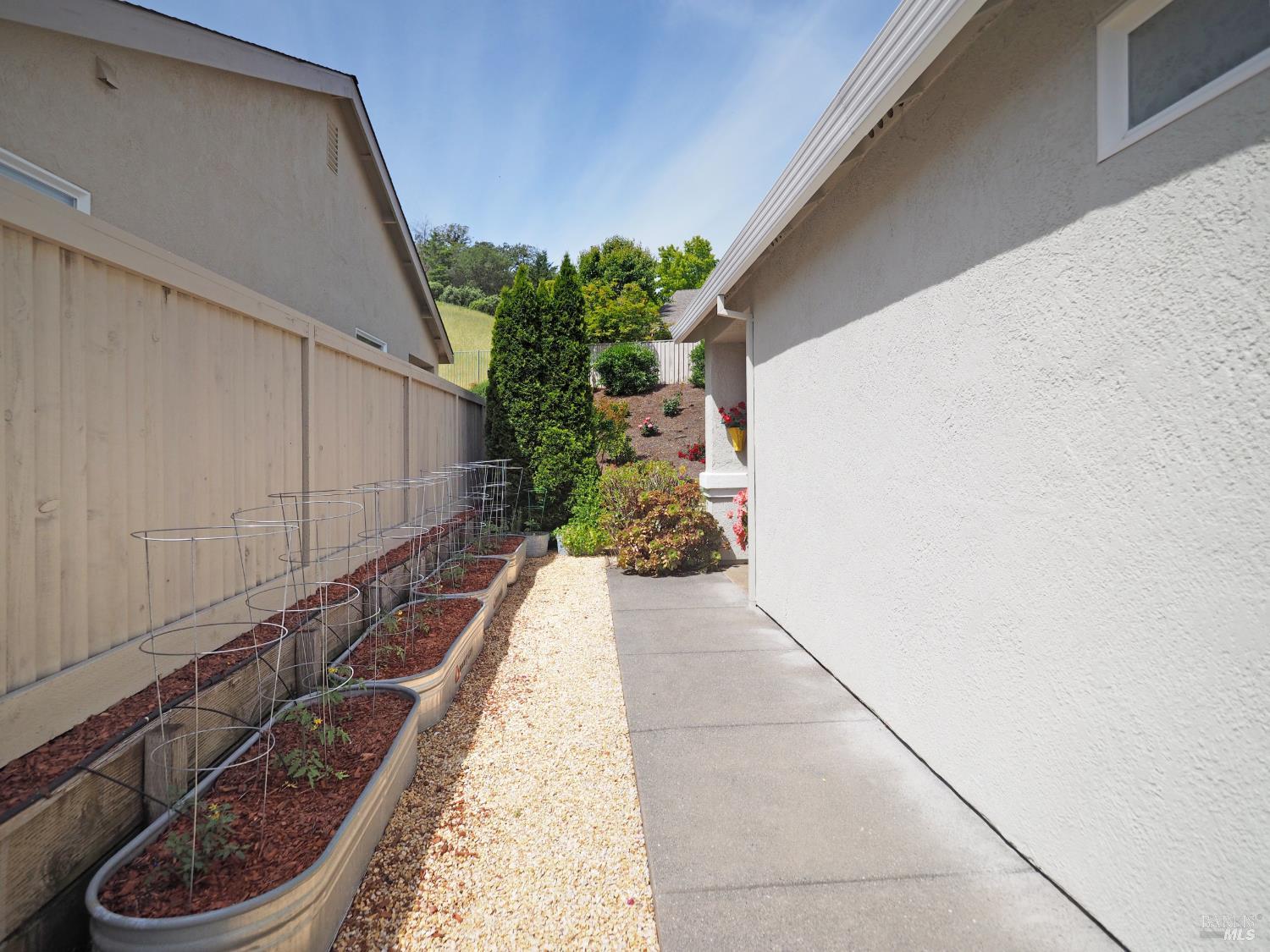 Property photo 43