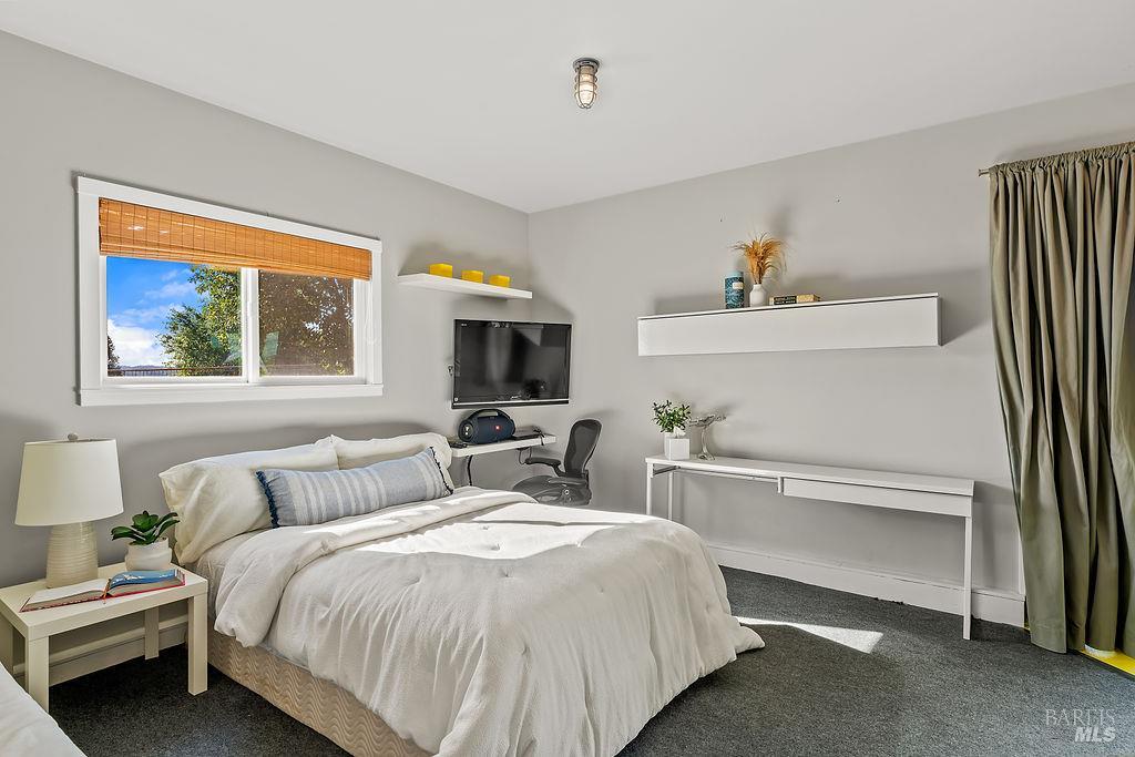 Property photo 42