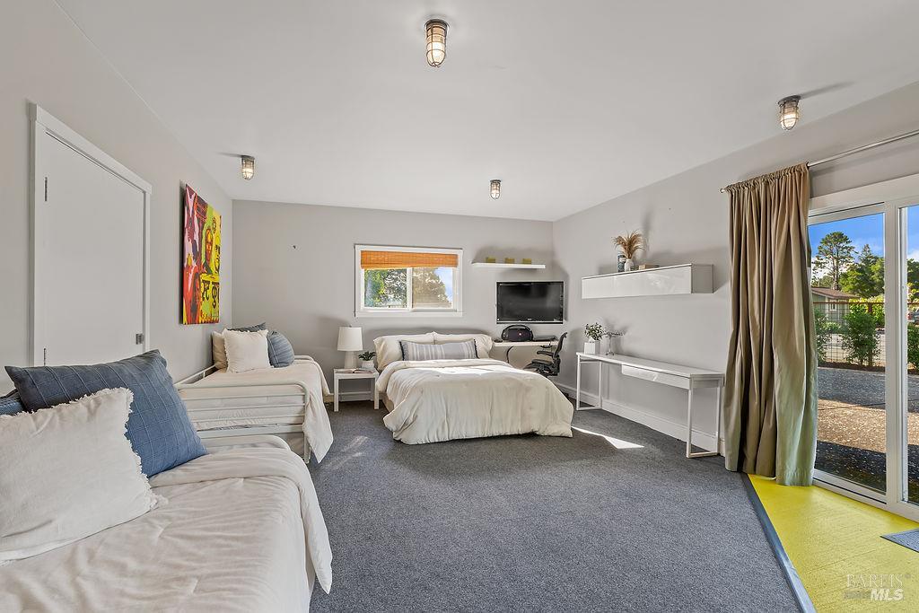 Property photo 43